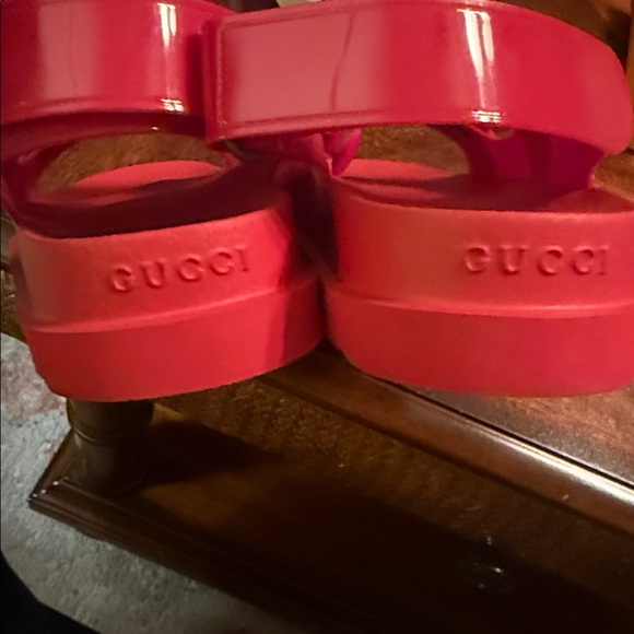 Red Sandals - Picture 5 of 7